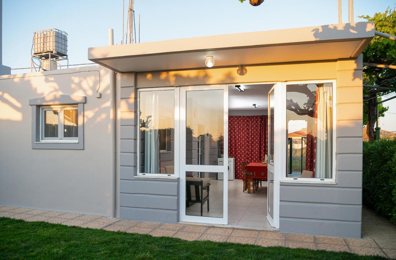 Petrakis Afrathias Garden House Kalamaki (Heraklion) Exterior foto