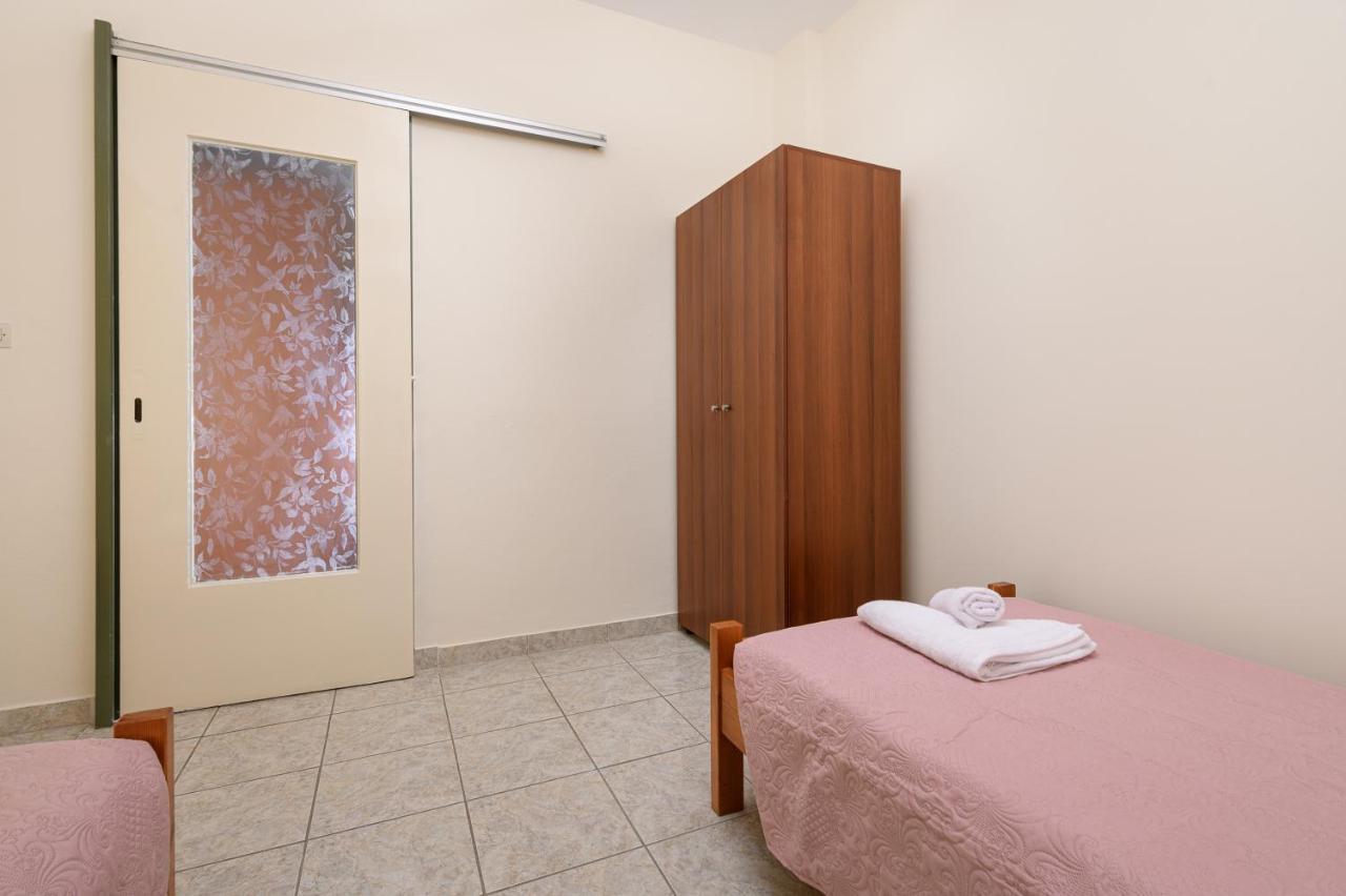 Petrakis Afrathias Garden House Kalamaki (Heraklion) Exterior foto